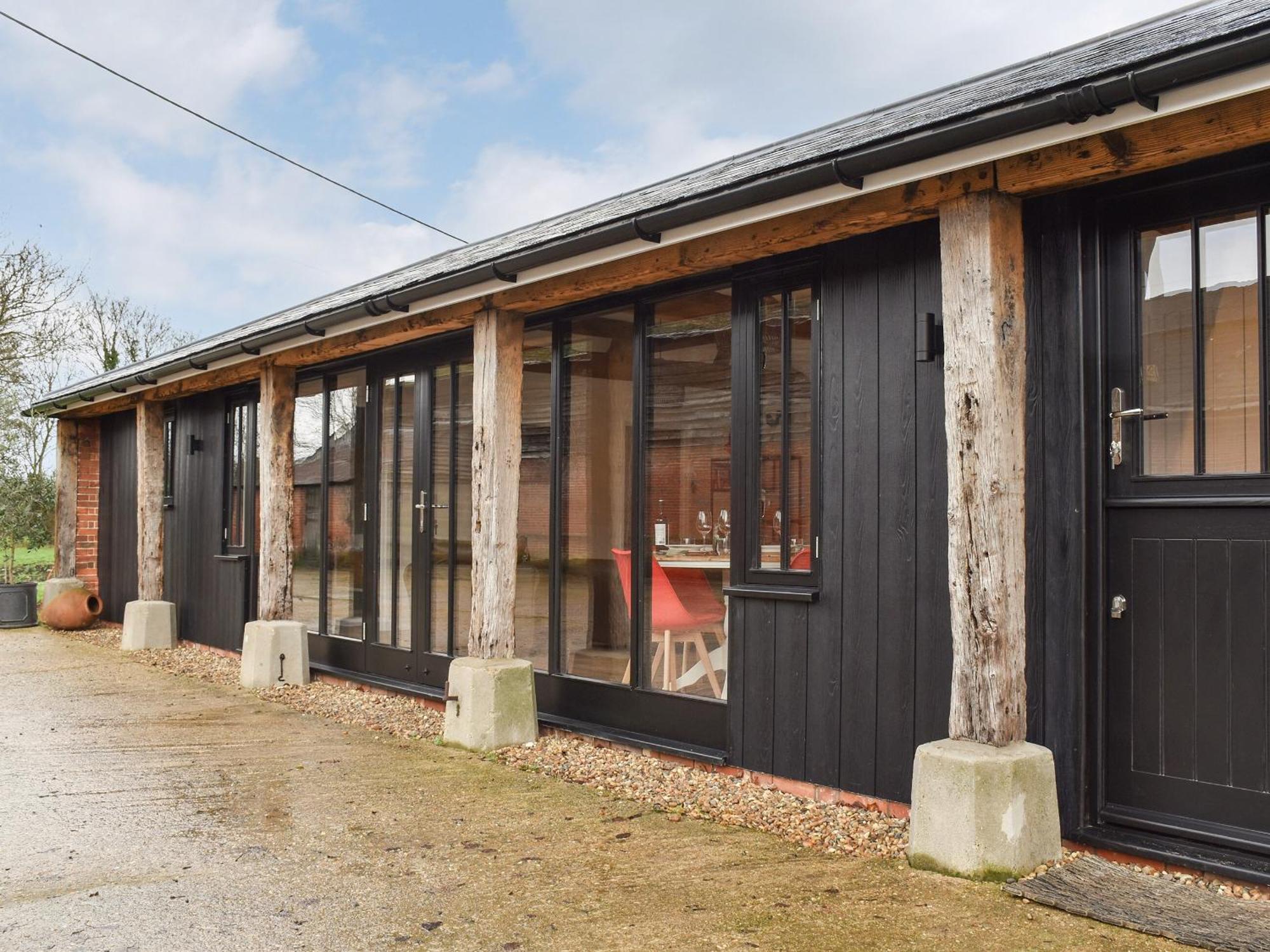 Post Box Lodge Dickleburgh Exterior photo